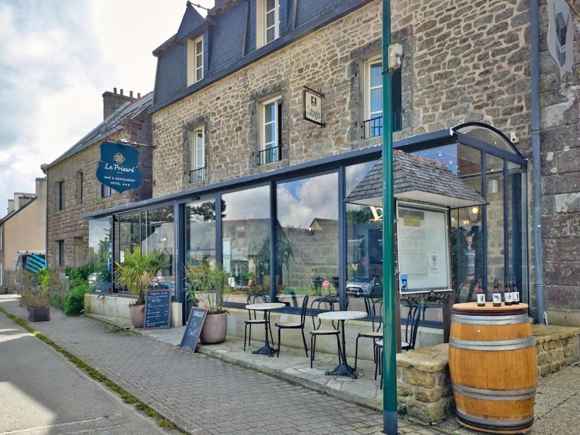 Logis Le Prieure Hotel Locronan Bagian luar foto